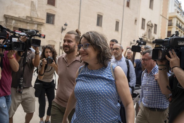 El TSJCV suspende la declaración de Oltra y pide a Les Corts que certifique su renuncia a diputada