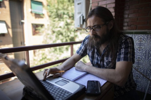 Los sindicatos europeos anuncian un pacto con la patronal sobre el derecho a la desconexión
