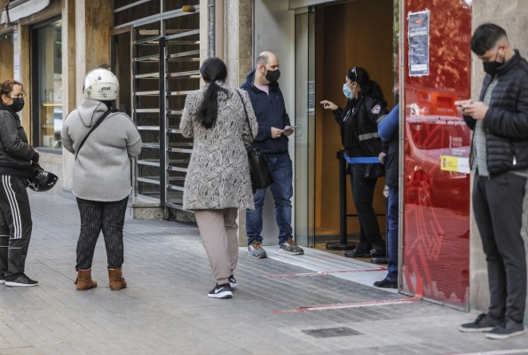 El Gobierno aprueba una ayuda de 200 euros para personas con bajos ingresos