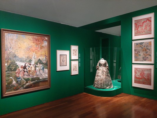 El diseño de flores se expone en el Bellas Artes