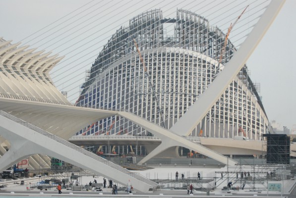 Del Ágora al Caixaforum: una breve historia gráfica del icono de Calatrava

