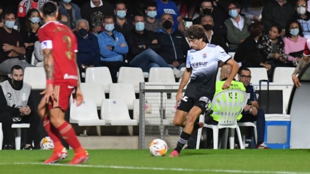 El Cartagena abrirá la Liga en casa ante la Ponferradina y la cerrará en Santander 