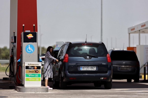 Gasolineras del Mediterráneo reclaman al Gobierno que baje los impuestos a los carburantes