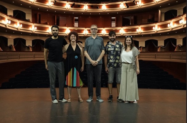 Carles Alberola recibe el Premio de Honor 2022 de la Asociación de Actores y Actrices Valencianos