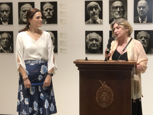 PHotoESPAÑA impulsa tres exposiciones en Elche: turno de los retratos de Alberto Schommer 