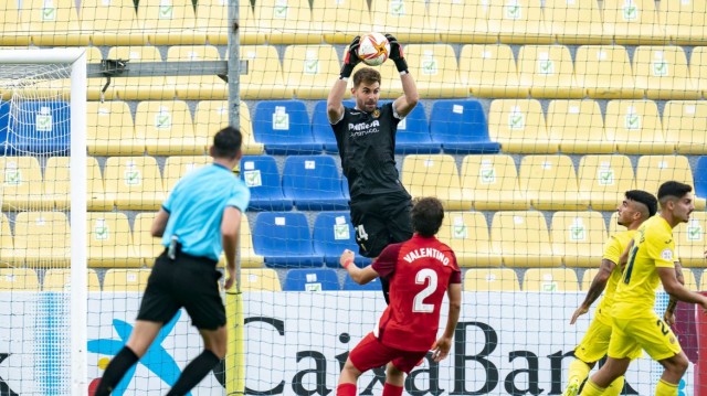 El Villarreal B renueva al portero Gianni Cassaro