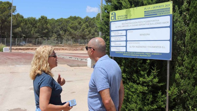 El Ayuntamiento de Benidorm prevé el fin de las obras de la pista polideportiva de Foietes en julio

