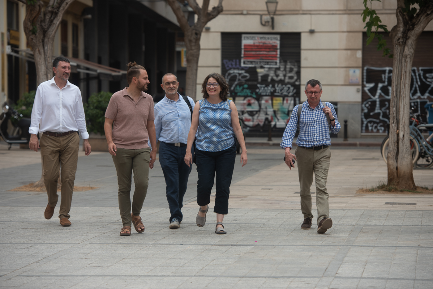 Mónica Oltra, junto a su equipo más cercano momentos antes de dimitir. Foto: KIKE TABERNER - 
