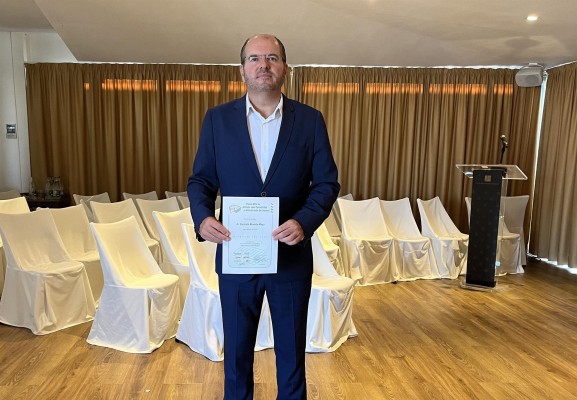 Carmelo Reverte, catedrático de la UPCT, recibe el premio AECA