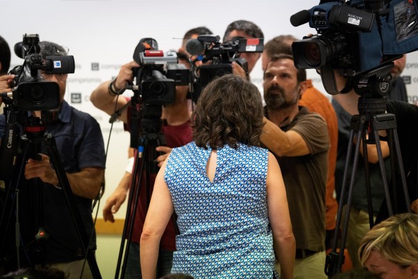 Oltra deja vacante la vicepresidencia, conselleria de Igualdad, portavocía del Consell y un escaño
