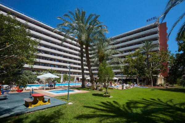 Los hoteleros retiran el cartel de 'se vende' ante la recuperación exprés del turismo