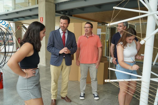 Los estudiantes de la UPCT proponen distintos diseños a FREMM para su centro formativo