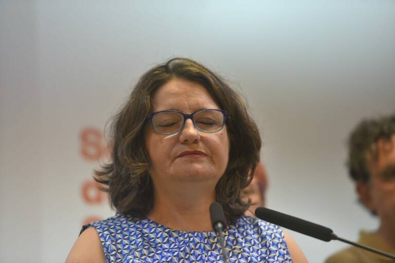 Mónica Oltra dimite