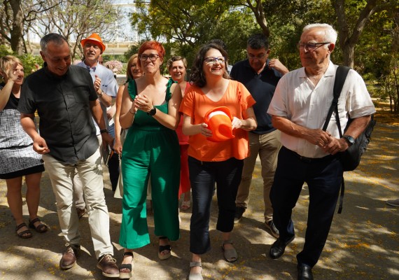 La unidad de Compromís en torno a Oltra se resquebraja y Puig medita destituirla