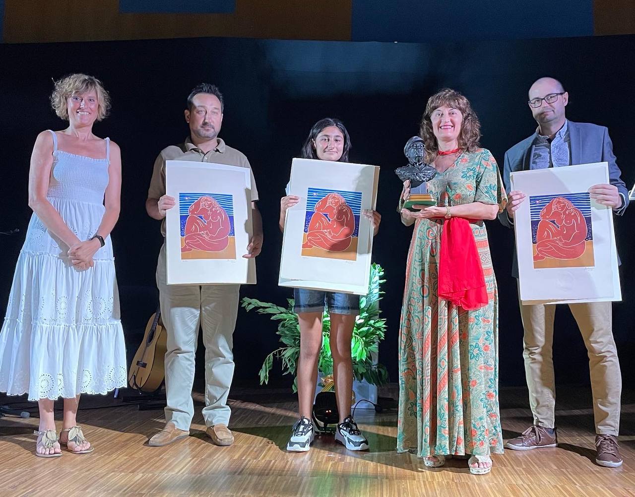 Rosa María Arrazola recoge el Premi de la Mar de Poesía 2022 por 'L’últim viatge'