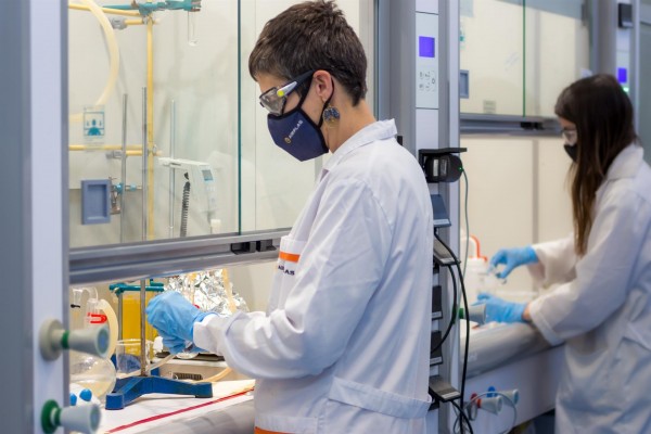 El sector químico se posiciona como el segundo más productivo de la Comunitat según Quimacova