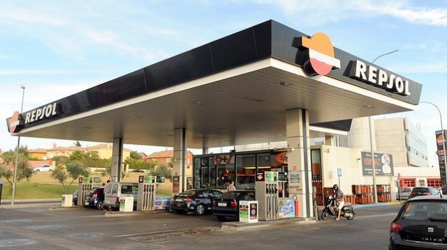 A Repsol le sacuden en bolsa y arrastra al Ibex 35 a media sesión