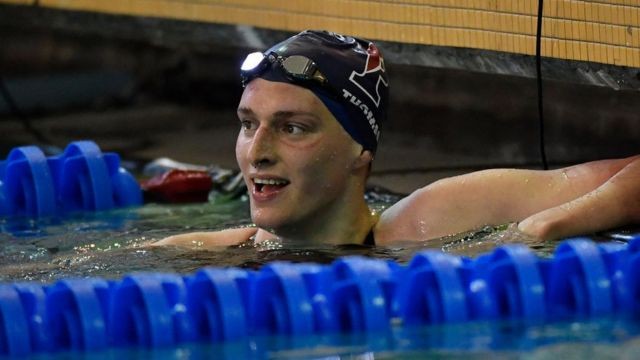 FINA impide que los nadadores transexuales compitan en las pruebas de elite femeninas
