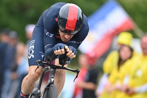 Geraint Thomas conquista el Tour de Suiza y Evenepoel se lleva la crono de la última etapa