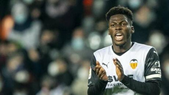 La Fiorentina piensa en Yunus