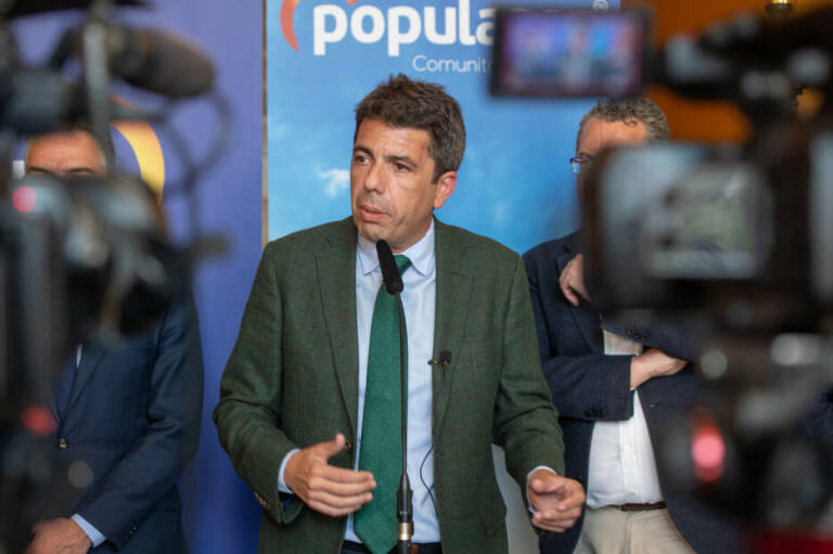 Mazón reitera que Oltra debe dimitir para no dañar a la Generalitat e insta a Puig a cesarla