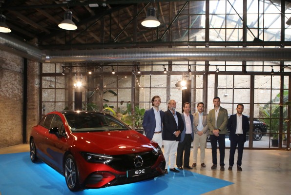 Mercedes-Benz Valdisa presenta el nuevo EQE
