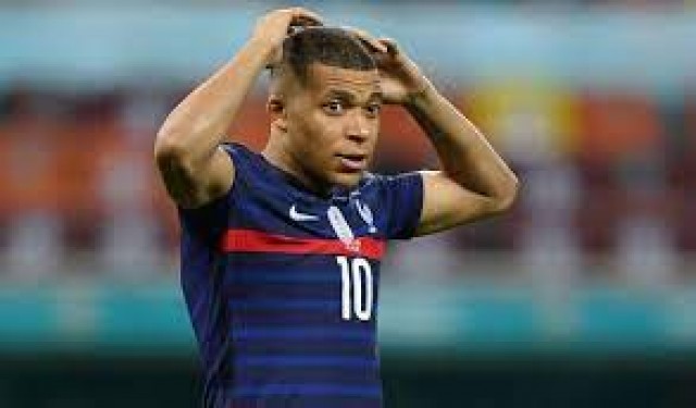 LaLiga intentará que el nuevo contrato de Mbappé no entre en vigor