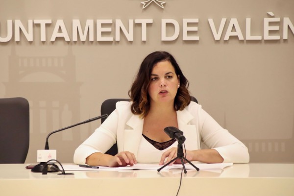 Sandra Gómez recela de Meriton 