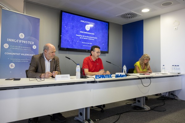 Investigadores y empresas abordan los desafíos de la descarbonización en la industria cerámica