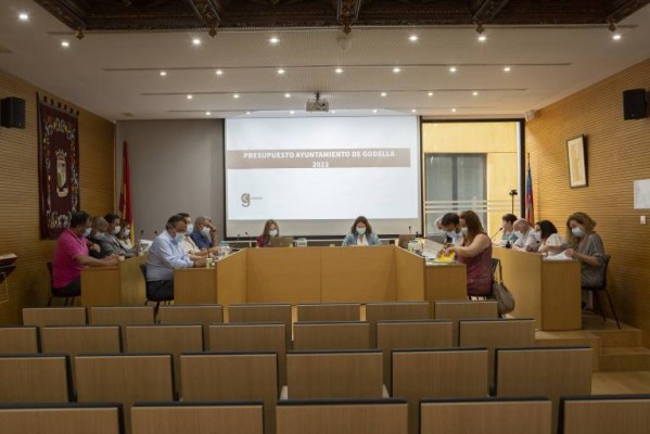 Godella aprueba a mitad de año su presupuesto de 12,8 millones de euros para este ejercicio