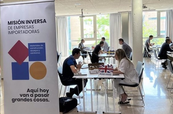 Importadores de Argelia, Latinoamérica y Europa se reúnen con empresas valencianas en una misión inversa