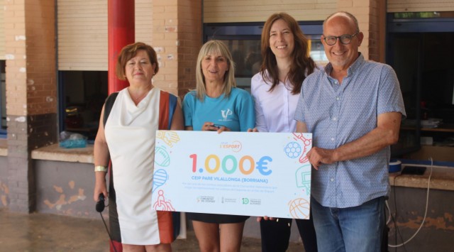 La Fundación Trinidad Alfonso premia al CEIP Pare Vilallonga de Burriana por promover el deporte