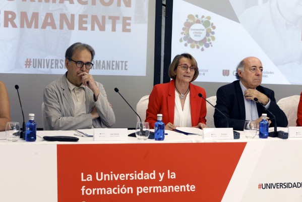 El presidente del Crue destaca la importancia de la formación permanente en las universidades