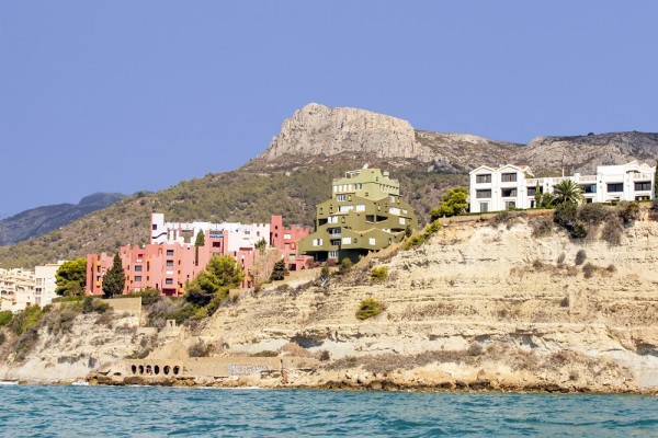 Calp protege una parcela de 10.000 metros frente al mar en Manzanera e impide la construcción de edificios

