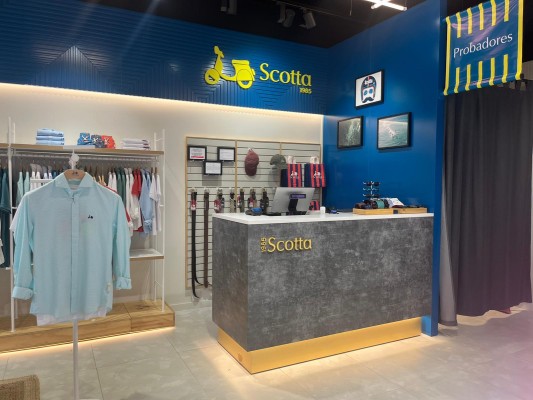 La firma española de moda masculina Scotta 1985 abre una tienda en el centro comercial La Zenia