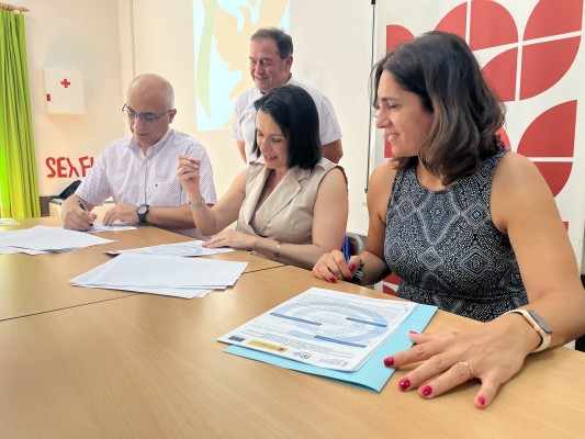 Orihuela beca a 12 alumnos de FP con 3.000 euros para que hagan prácticas en brigadas municipales