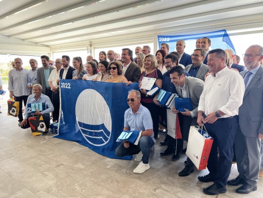Orihuela acoge la entrega de las banderas azules de la Comunitat: es el municipio que más tiene 