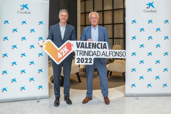 CaixaBank celebra una década junto al Maratón y Medio Maratón Valencia renovando hasta 2025