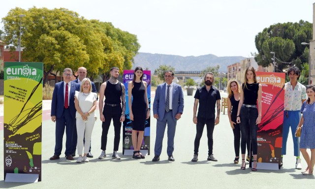 El soterramiento de las vías del tren de Murcia se va de fiesta con Eunoia Fest, un evento de arte urbano y moda