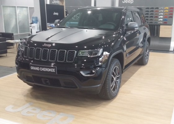 Motor Village Valencia recibe el nuevo Jeep Grand Cherokee Trailhawk