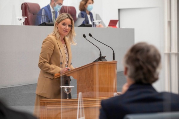 Cs plantea a Miras una auditoría para medir el gasto de los centros directivos y su peso en la deuda regional