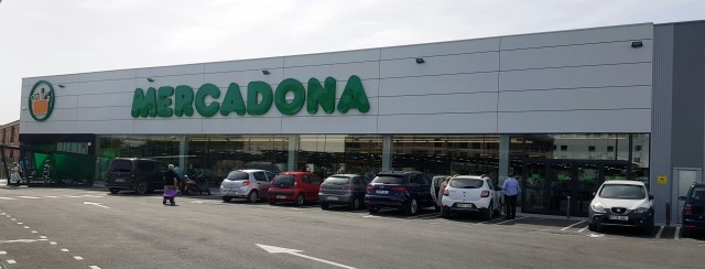 Mercadona invierte 2,8 millones de euros en el nuevo supermercado inaugurado este lunes en Mula