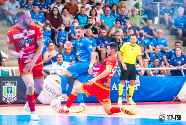 El Jimbee, tras tanto nadar, se ahoga en la orilla y cae otra vez en los cuartos de final de la Liga
