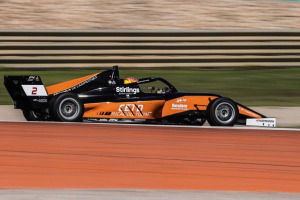 La Fórmula de Campeones se queda a las puertas de los puntos en Valencia 