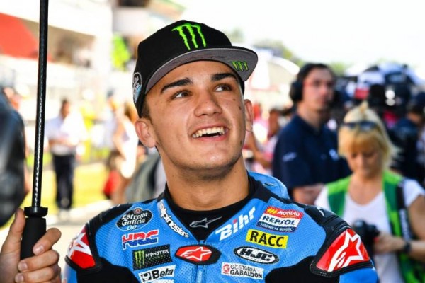Arón Canet, hospitalizado tras sufrir un accidente de coche