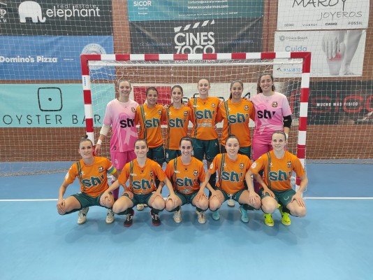 El STV Roldán, en racha, disputará las semifinales de la Primera femenina ante el Burela



gallego