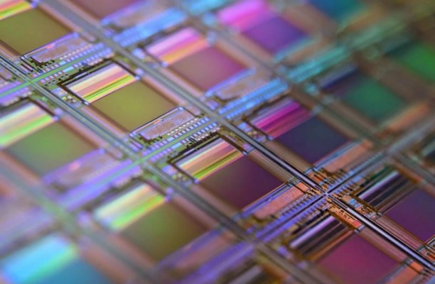 El mercado de los semiconductores crecerá un 14 % en 2022 pese a la escasez