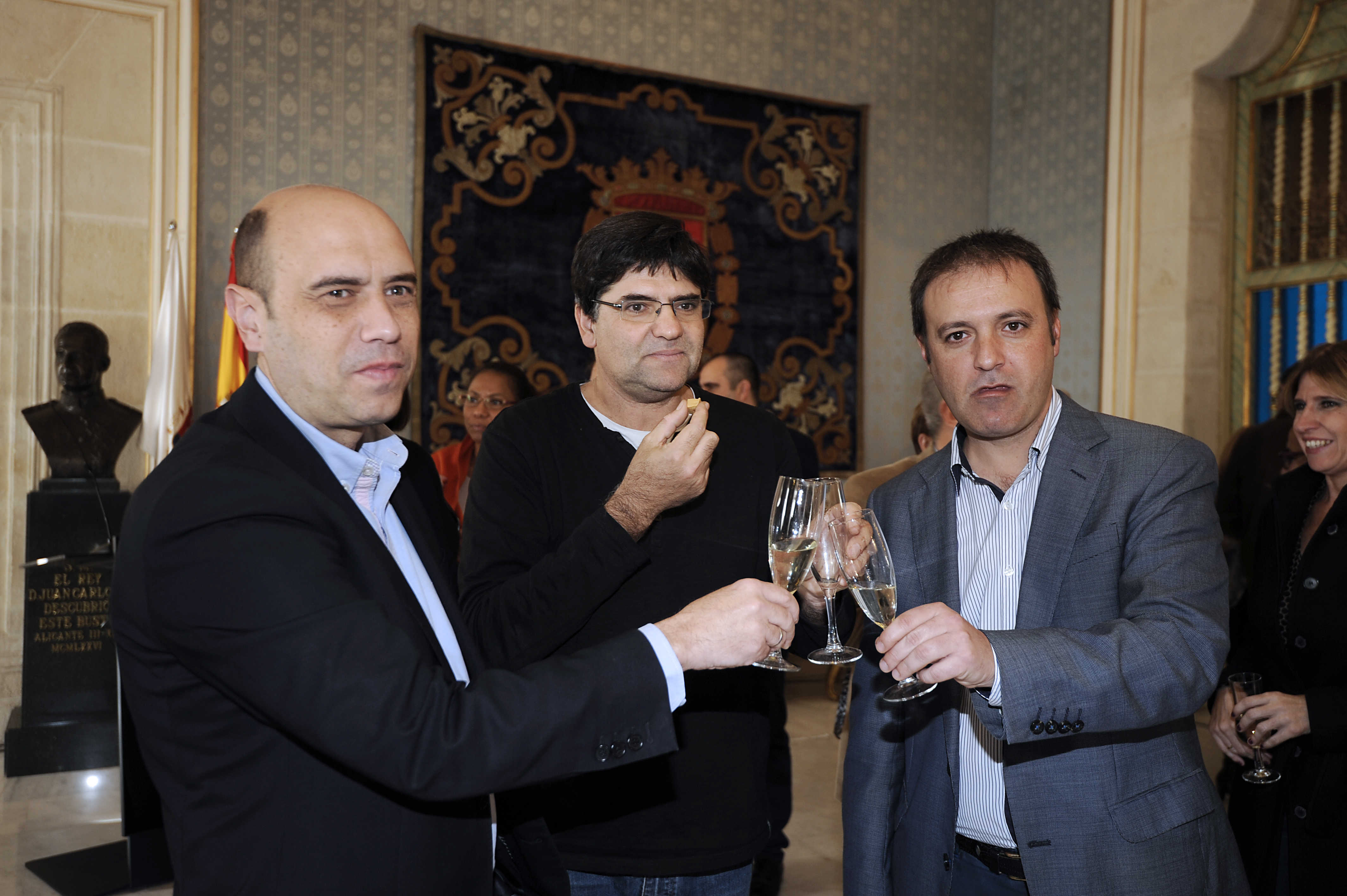 Todo de nuevo en discusión en el tripartito de Alicante