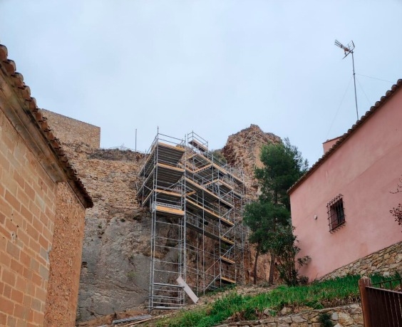 La Diputació finaliza las obras de reparación del muro del castillo de Alpuente