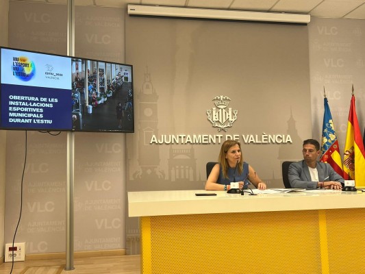 La Fundación Deportiva Municipal presenta “Viu l’estiu, viu l’esport”, el plan de temporada de verano 2022

